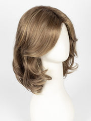 MOCHACCINO-R | Rooted Medium Warm Blonde with Chocolate Undertones and Creamy Blonde Highlights