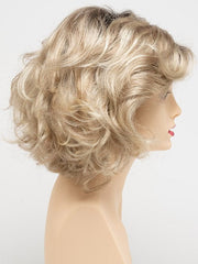 CHAMPAGNE SHADOW | Soft Dark Blonde with Platinum Highlights and Chestnut Roots