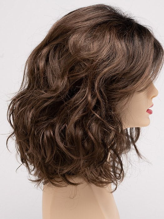 ESPRESSO | A cool, Multi-Dimensional Medium Brown with Darker Brown Roots