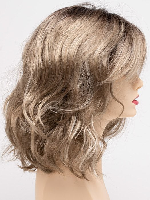 GOLDEN SANDSTONE | Creamy Beige-Blonde with Darker Brown Roots