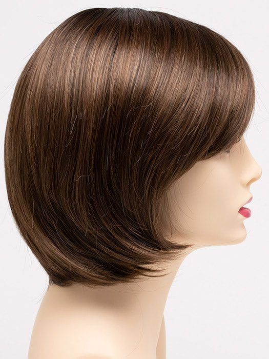 MACCHIATO | A blend of Chestnut Brown and Soft Dark Blonde with Dark Brown Roots