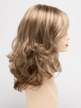 DARK-BLONDE | 2 toned blend of Dark Honey Blonde with Lighter Blonde highlights