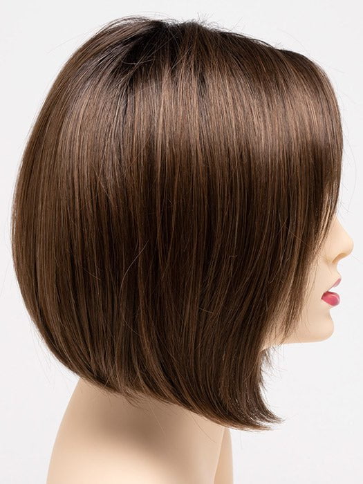 MACCHIATO | A blend of Chestnut Brown and Soft Dark Blonde with Dark Brown Roots