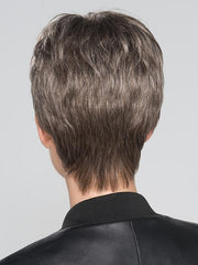 Risk Comfort | Short Synthetic Lace Front Wig