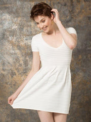 Risk | Synthetic Lace Front Wig (Mono Crown)