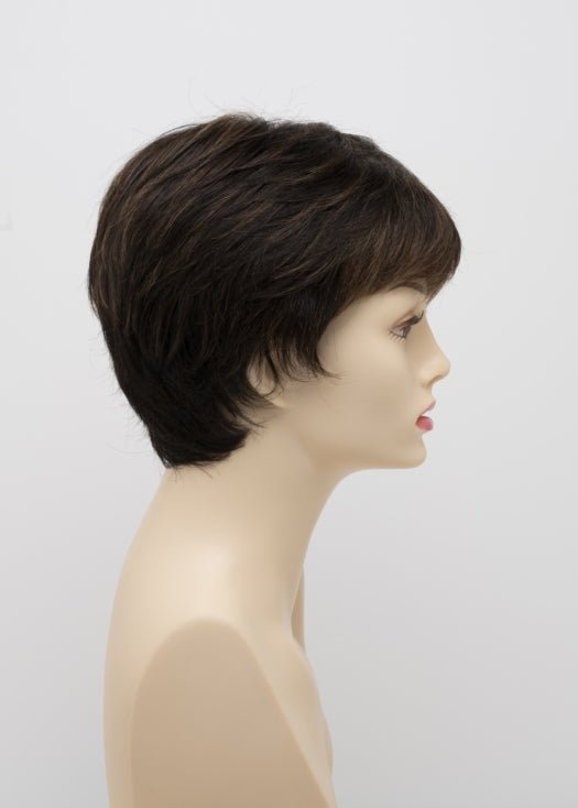 AMARETTO CREAM | Dark Brown roots with overall Medium Brown base with Honey Blonde highlights