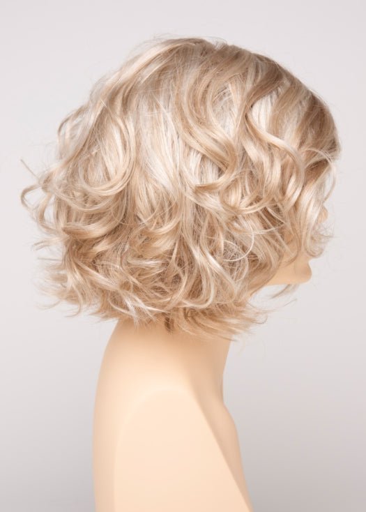 LIGHT BLONDE | 2 toned blend of Creamy Blonde with Champagne highlights