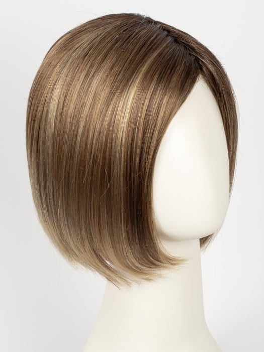 LIGHT BERNSTEIN MROOTED | Light Auburn, Light Honey Blonde, and Light Reddish Brown blend and Dark Roots