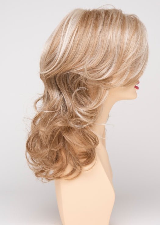 LIGHT BLONDE | 2 toned blend of Creamy Blonde with Champagne highlights