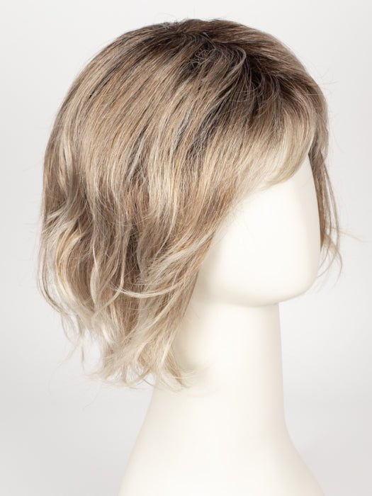 CANDY-BLONDE-ROOTED 101.27.60 | Pearl Platinum Blonde mixed with Light Reddish Brown and Pure White