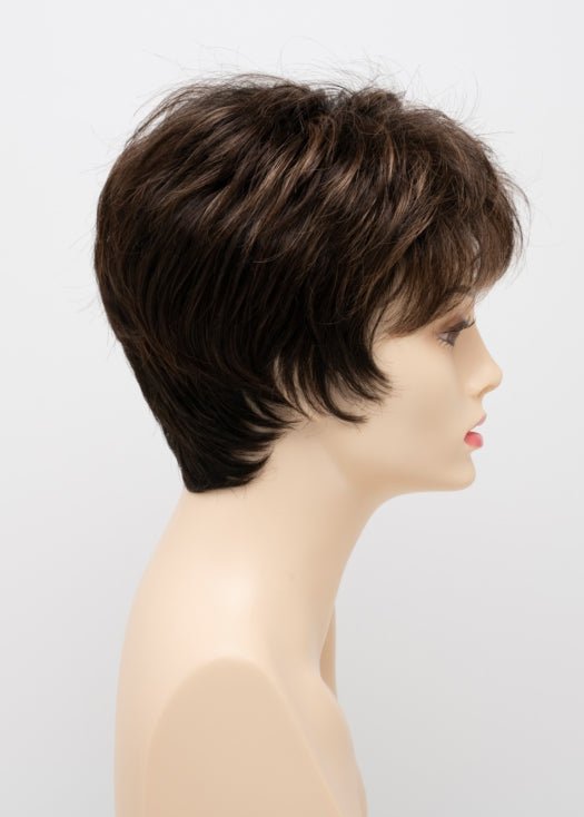 AMARETTO CREAM | Dark Brown roots with overall Medium Brown base with Honey Blonde highlights