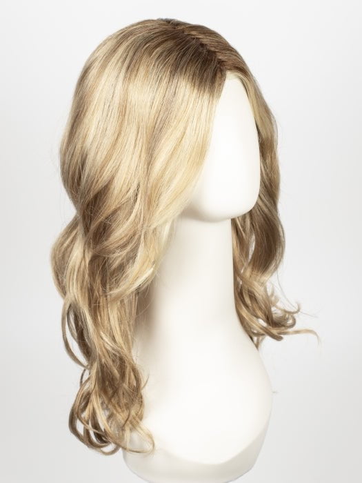 12FS8 SHADED PRALINE | Light Gold Brown, Light Natural Gold Blonde & Pale Natural Gold-Blonde Blend, Shaded with Medium Brown