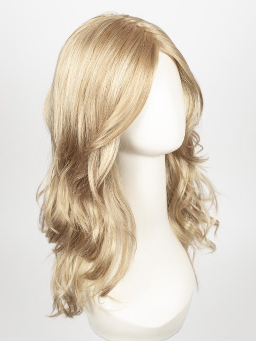 24B22 CREME BRULEE | Light Gold Blonde & Light Ash Blonde Blend