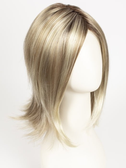 22F16S8 VENICE BLONDE | Light Ash Blonde and Light Natural Blonde Blend Shaded with Medium Brown
