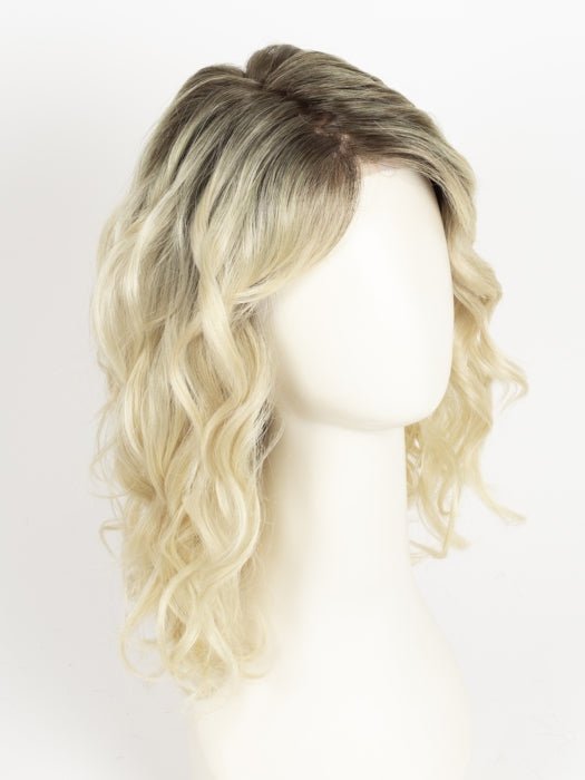 MC613SS VANILLA BEAN | Light Blonde with Darker Root