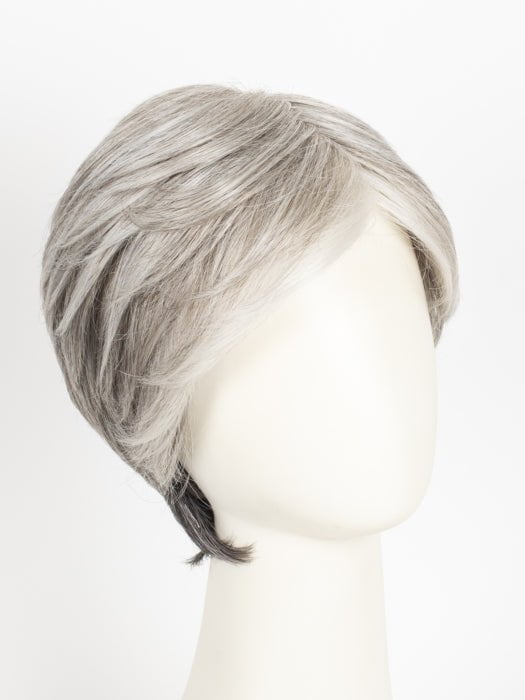 RL51/61 ICED GRANITA | Lightest Grey Progresses to a Deep Grey at the Nape