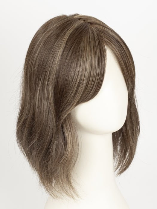8RH14 MOUSSE CAKE | Medium Brown with 33% Medium Natural Blonde Highlights