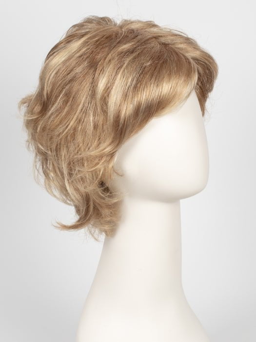 R25 GINGER BLONDE | Medium Golden Blonde with Subtle Blonde Highlights