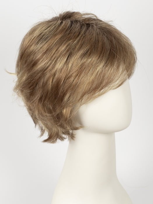 GINGER ROOTED | Light Honey Blonde, Light Auburn, and Medium Honey Blonde blend with Dark Roots