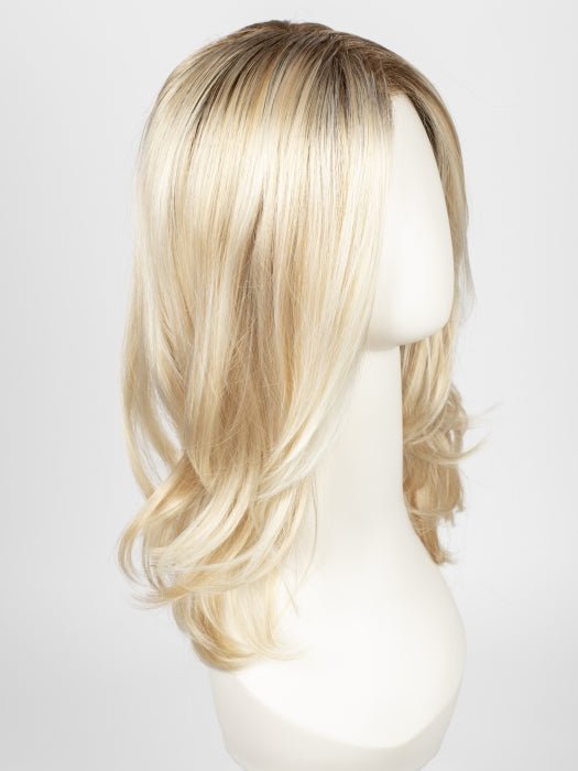 FS24/102S12 LAGUNA BLONDE | Light Natural Gold Blonde with Pale Natural Gold Blonde Bold Highlights, Shaded with Light Gold Brown