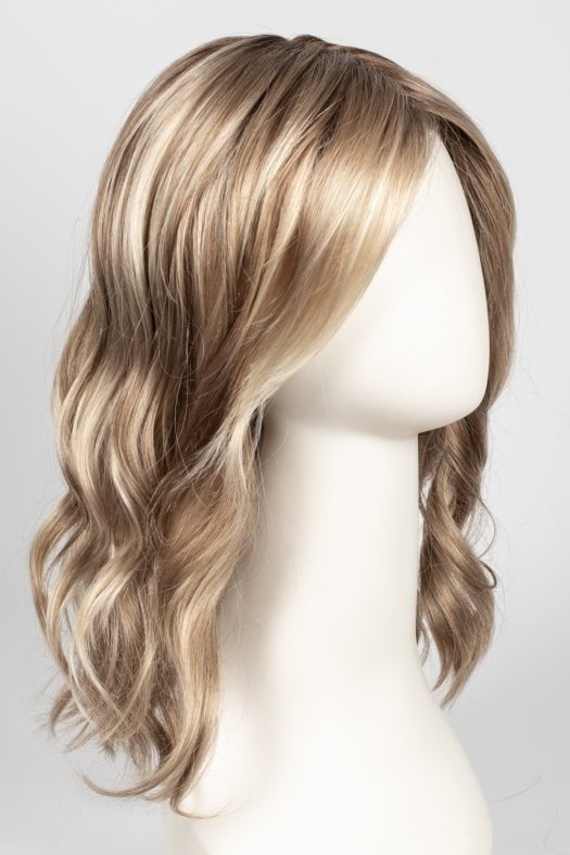 12FS12 MALIBU BLONDE | LIght Gold Brown, Light Natural Gold Blonde, Pale Natural Gold-Blonde Blend, Shaded with Light Gold Brown