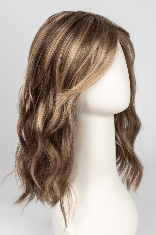 24BT18 ECLAIR | Dark Natural Gold Blonde & Light Natural Gold Blonde Blend with Light Natural Gold Blonde Tips