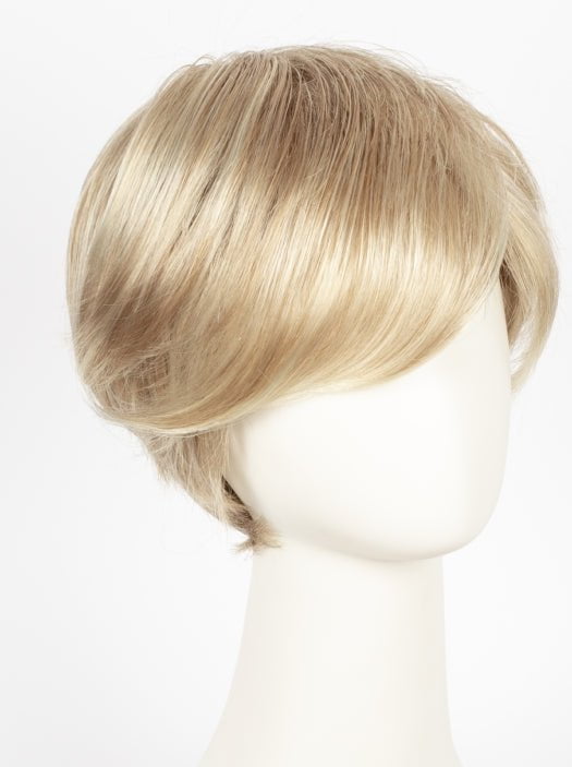 24B22 CREME BRULEE | Light Gold Blonde & Light Ash Blonde Blend