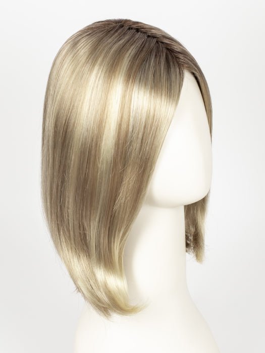 22F16S8 VENICE BLONDE | Light Ash Blonde and Light Natural Blonde Blend Shaded with Medium Brown