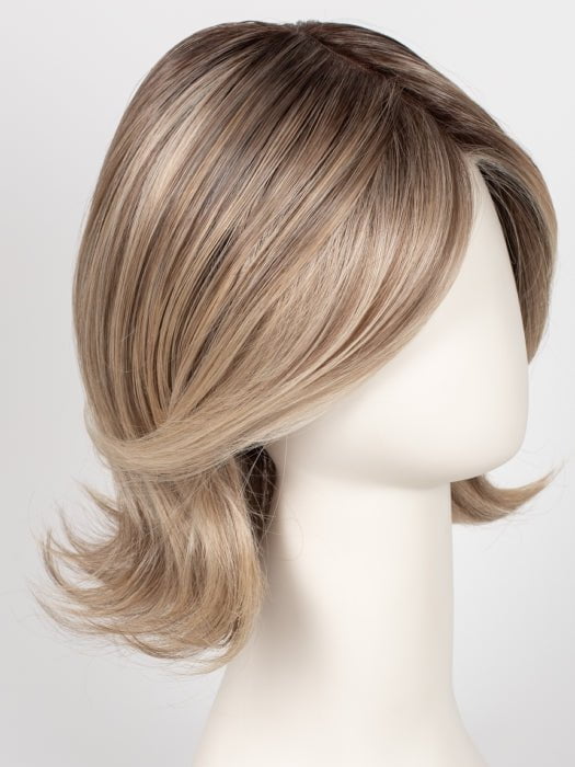 12FS8 SHADED PRALINE | Light Gold Brown, Light Natural Gold Blonde & Pale Natural Gold-Blonde Blend, Shaded with Medium Brown