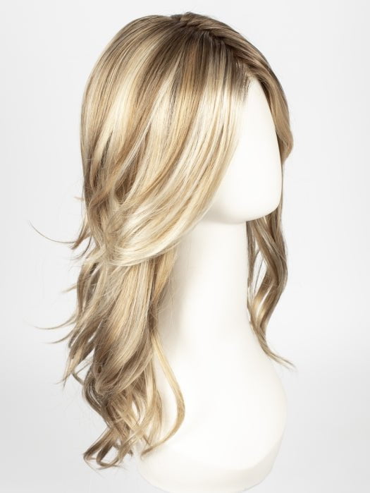 12FS12 MALIBU BLONDE | LIght Gold Brown, Light Natural Gold Blonde, Pale Natural Gold-Blonde Blend, Shaded with Light Gold Brown
