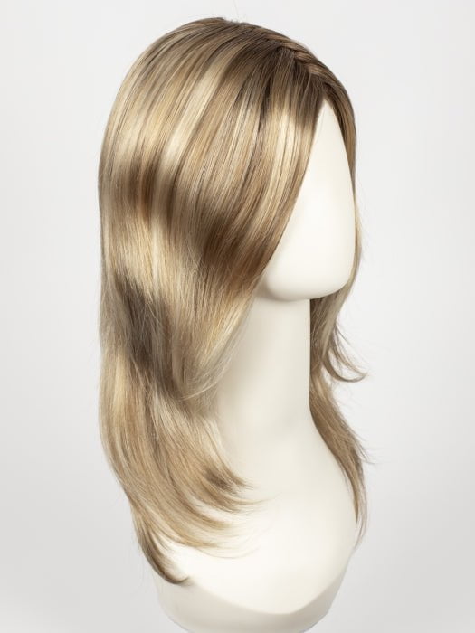 12FS12 MALIBU BLONDE | LIght Gold Brown, Light Natural Gold Blonde, Pale Natural Gold-Blonde Blend, Shaded with Light Gold Brown