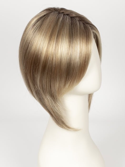 12FS8 SHADED PRALINE | Light Gold Brown, Light Natural Gold Blonde & Pale Natural Gold-Blonde Blend, Shaded with Medium Brown