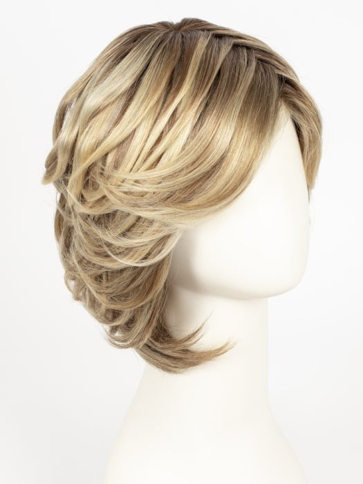 12FS8 SHADED PRALINE | Light Gold Brown, Light Natural Gold Blonde & Pale Natural Gold-Blonde Blend, Shaded with Medium Brown