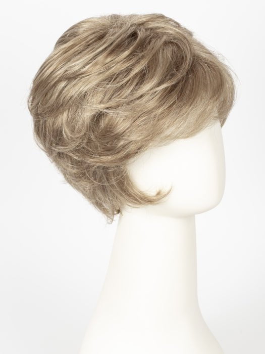 14/24 CREME SODA | Medium Natural-Ash Blonde & Light Natural Blonde Blend