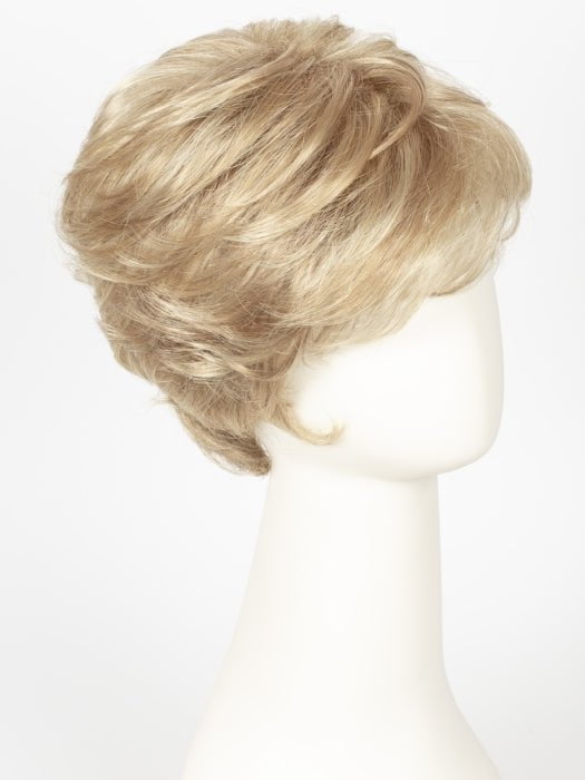 24B22 CREME BRULEE | Light Gold Blonde & Light Ash Blonde Blend