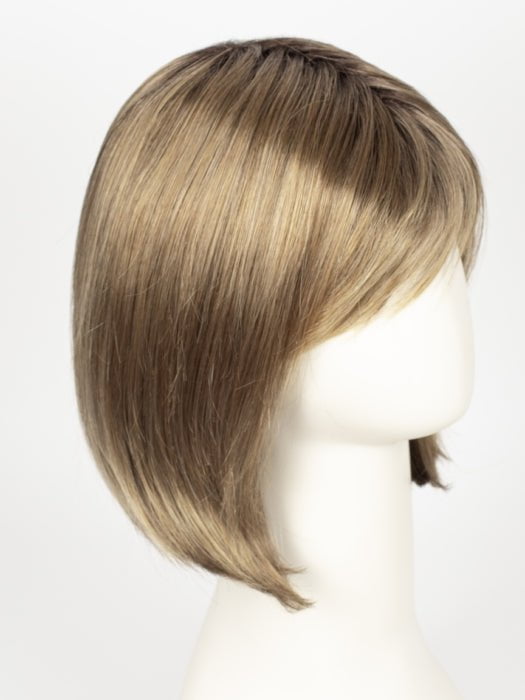 10/26TTS4 SHADED FORTUNE | Medium Gold Blonde Blend with Light Gold Blonde Tips, Shaded with Dark Brown