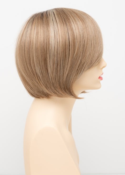 SPARKLING CHAMPAGNE | Medium Brown roots with overall Strawberry Blonde base and soft Golden Blonde highlights