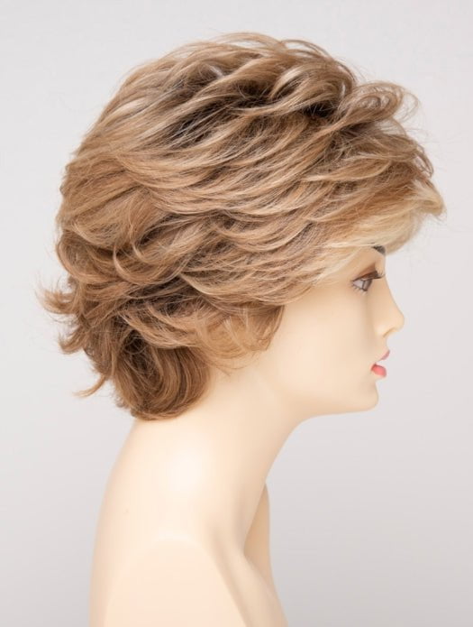 SPARKLING CHAMPAGNE | Medium Brown roots with overall Strawberry Blonde base and soft Golden Blonde highlights