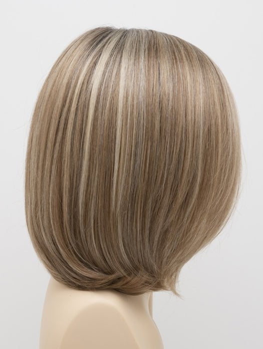SPARKLING CHAMPAGNE | Medium Brown roots with overall Strawberry Blonde base and soft Golden Blonde highlights