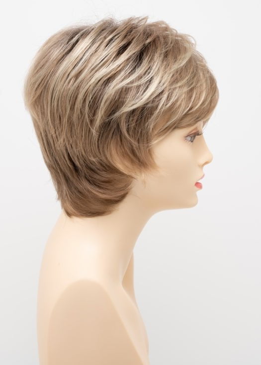 SPARKLING CHAMPAGNE | Medium Brown roots with overall Strawberry Blonde base and soft Golden Blonde highlights