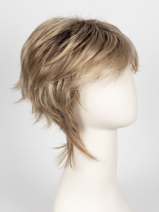 CREAMY TOFFEE R | Rooted Dark Blonde  Evenly Blended with Light Platinum Blonde and Light Honey Blonde