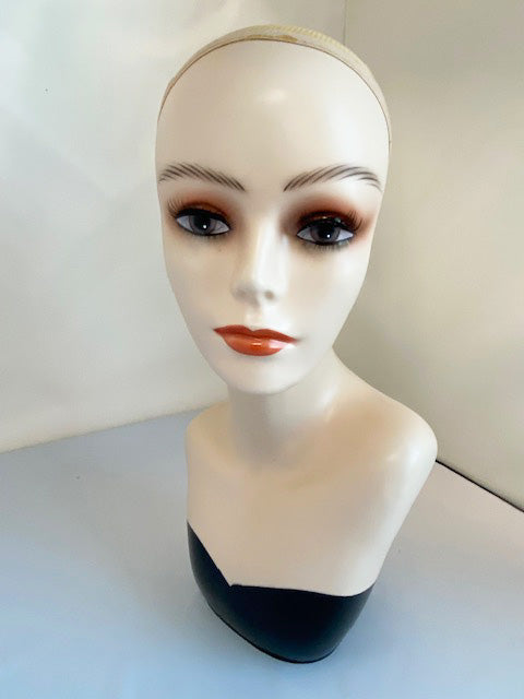MANNEQUIN HEAD